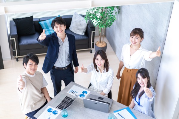 インターンの参加者を募集中